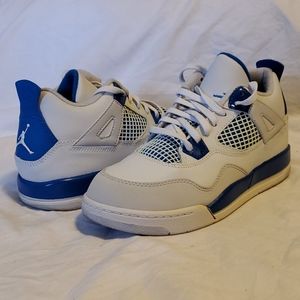Jordan retro 4
